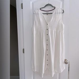 White sleeveless Knox Rose Dress. NWOT. XXL